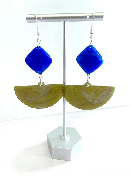 Circe Fan Earrings - marjorieblume