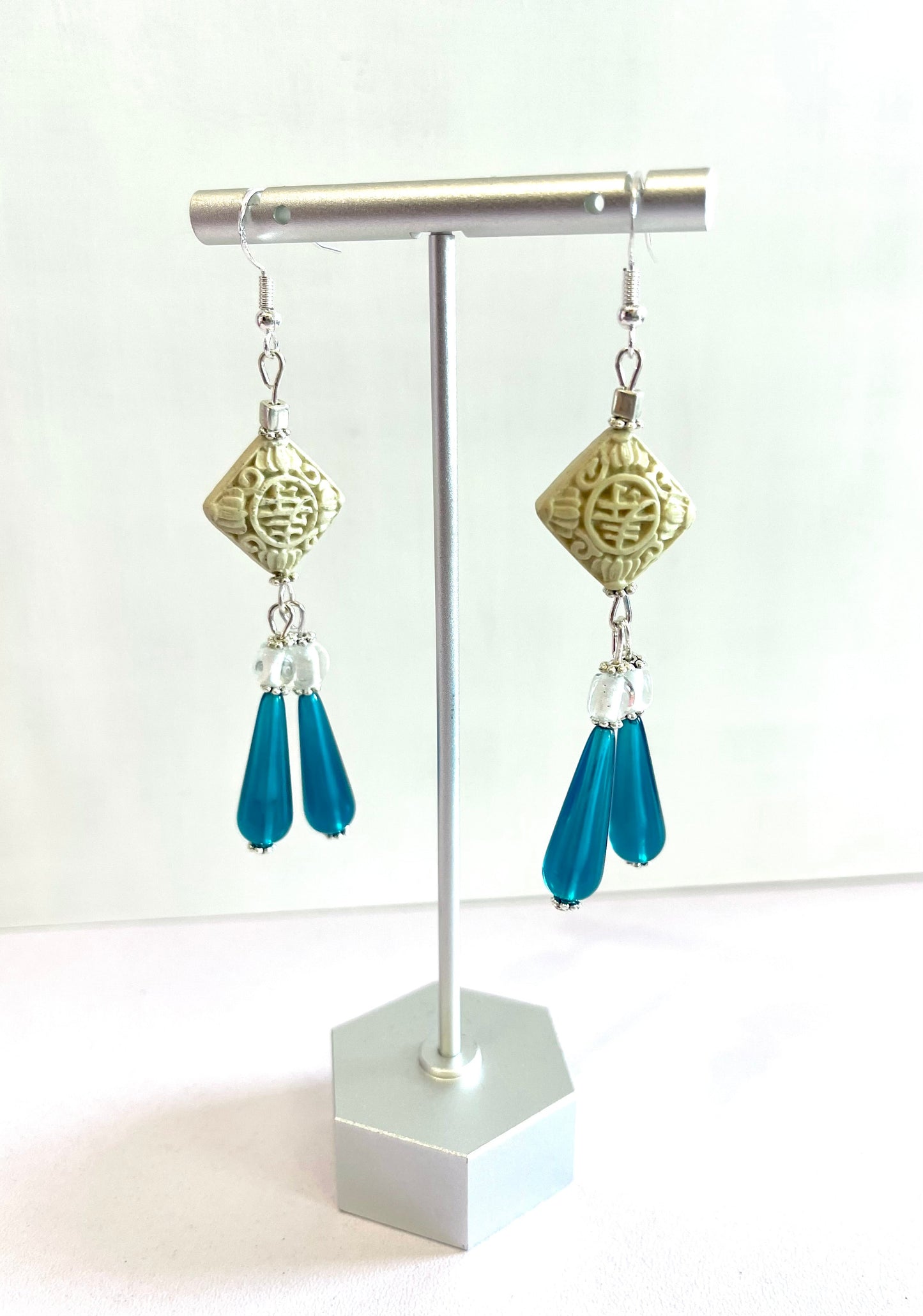Lia Earrings - marjorieblume